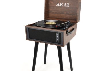 Akai ATT-101 BT Πικάπ βαλίτσα με πόδια