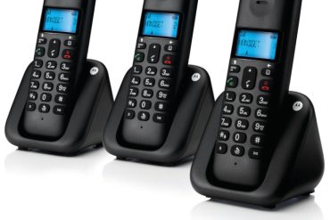 Motorola T303 (Ελληνικό Μενού) Τριπλό ασύρματο τηλέφωνο με ανοιχτή ακρόαση