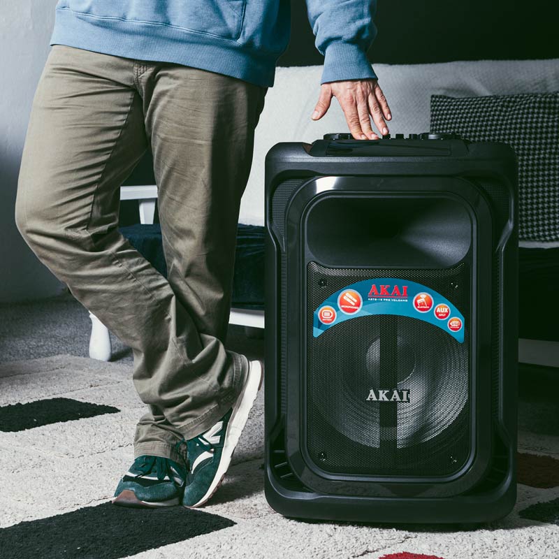 Akai ABTS-15 Pro Volcano Μαύρο φορητό Party speaker τρόλεϊ με Bluetooth, USB, SD, AUX, FM, LED, AWS με τηλεχειριστήριο, 2 ασ. μικρ. και υποδοχές για μικρ. και όργανο – 75W RMS - Image 29